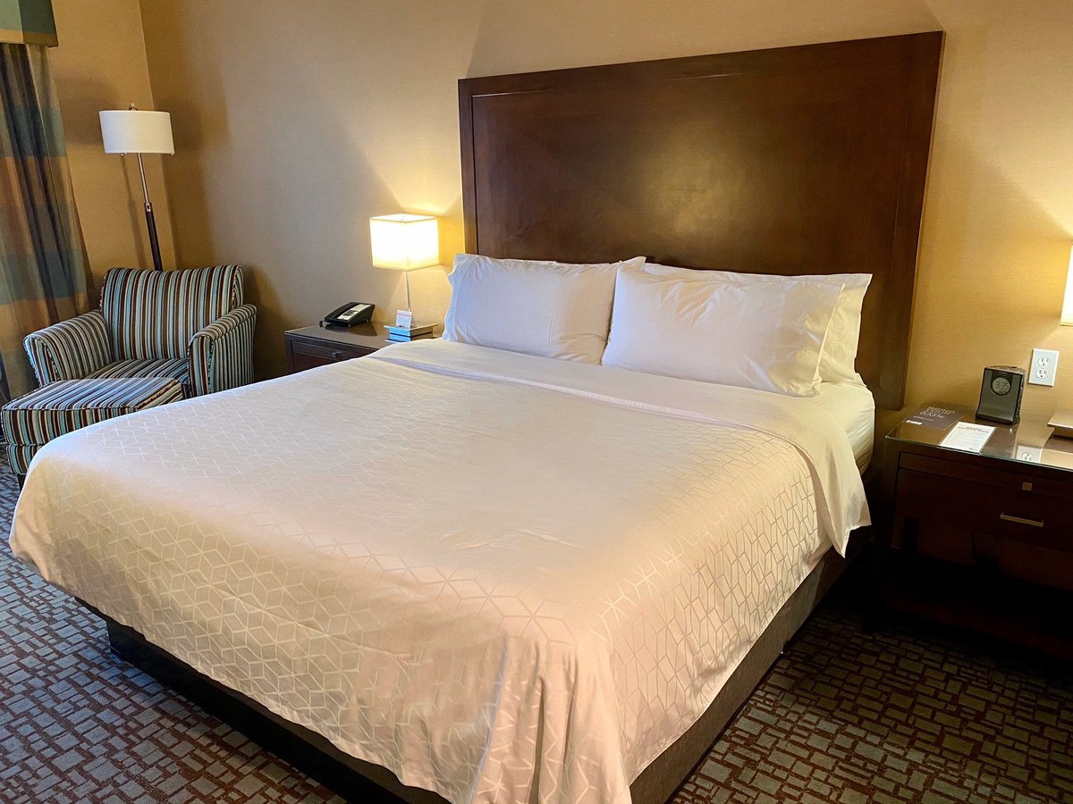 HOLIDAY INN EXPRESS & SUITES SALINAS, AN IHG HOTEL - Prices & Reviews (CA)