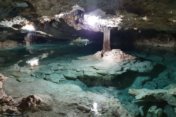 Gambitos cascabel y pan pita - Picture of El Hoyo, Tulum - Tripadvisor