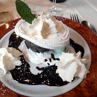 chocolat menthe, sur meringue
