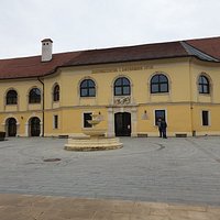 Apor Palace