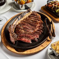 USDA Prime Tomahawk Ribeye