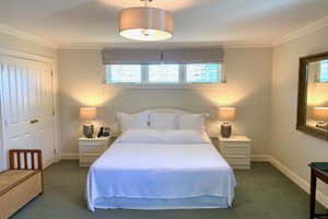 Room & Suite