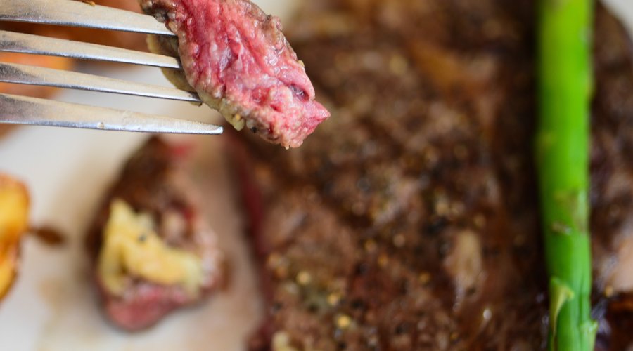 Steak in Holon
