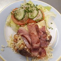 Beans, Cheese and Bacon Jacket Potato