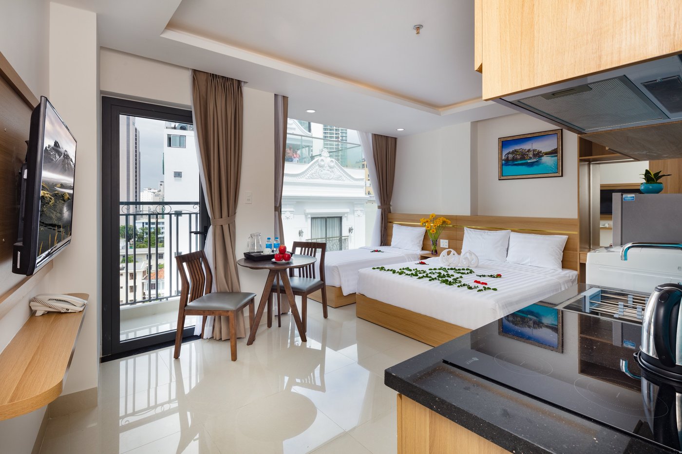 Dendro gold 4 нячанг. Дендро Голд отель Вьетнам. Нячанг квартиры. Dendro Gold Hotel 4* Вьетнам. Отель xoria Deluxe Hotel