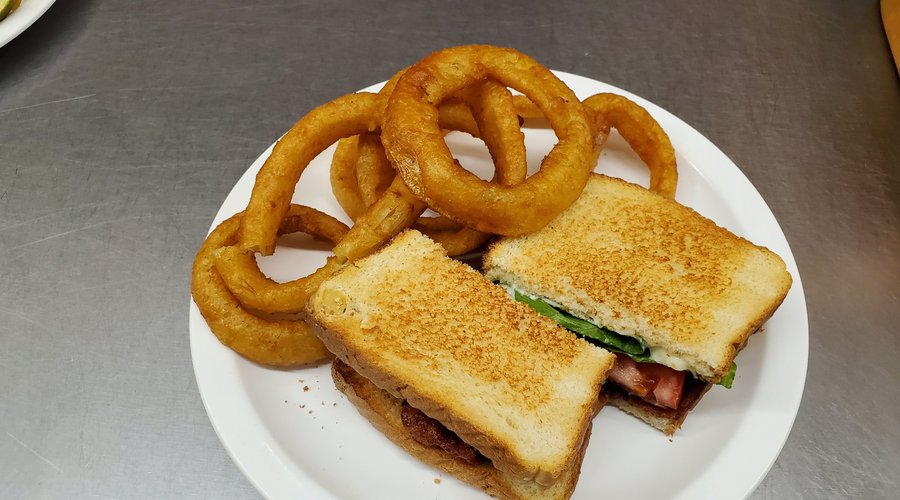 BLT with Onion Rings