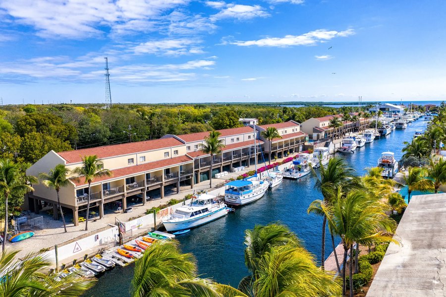 WATERSIDE SUITES & MARINA $152 ($̶2̶6̶8̶) - Updated 2022 Prices & Hotel