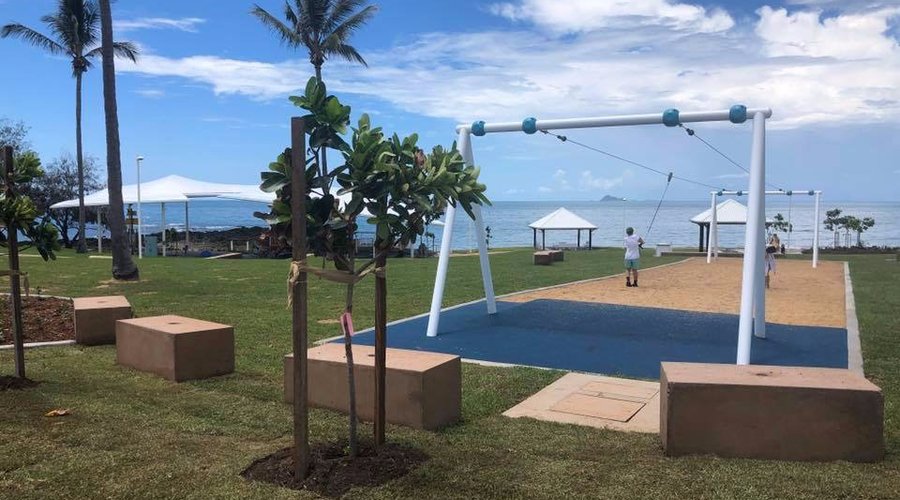 The Pine Beach Hotel Bistro, Emu Park - 레스토랑 리뷰 - 트립어드바이저