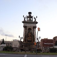 Fuente de la Plaza España