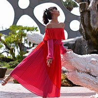 " Let's Dance Around" . FlowerLand Pattaya : ฟลาวเวอร์แลนด์ พัทยา A new landmark in Pattaya