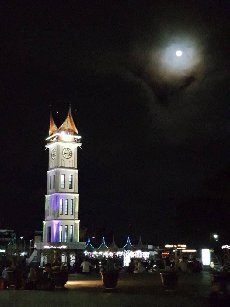 Jam Gadang Bukittinggi (Indonesia) - Review - Tripadvisor