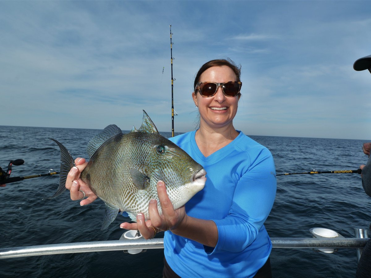 trolling-fishing-kingfish - Distraction Charters