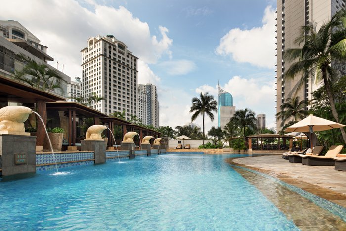 AYANA Midplaza JAKARTA Pool: Pictures & Reviews - Tripadvisor