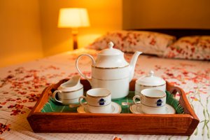 Room & Suite