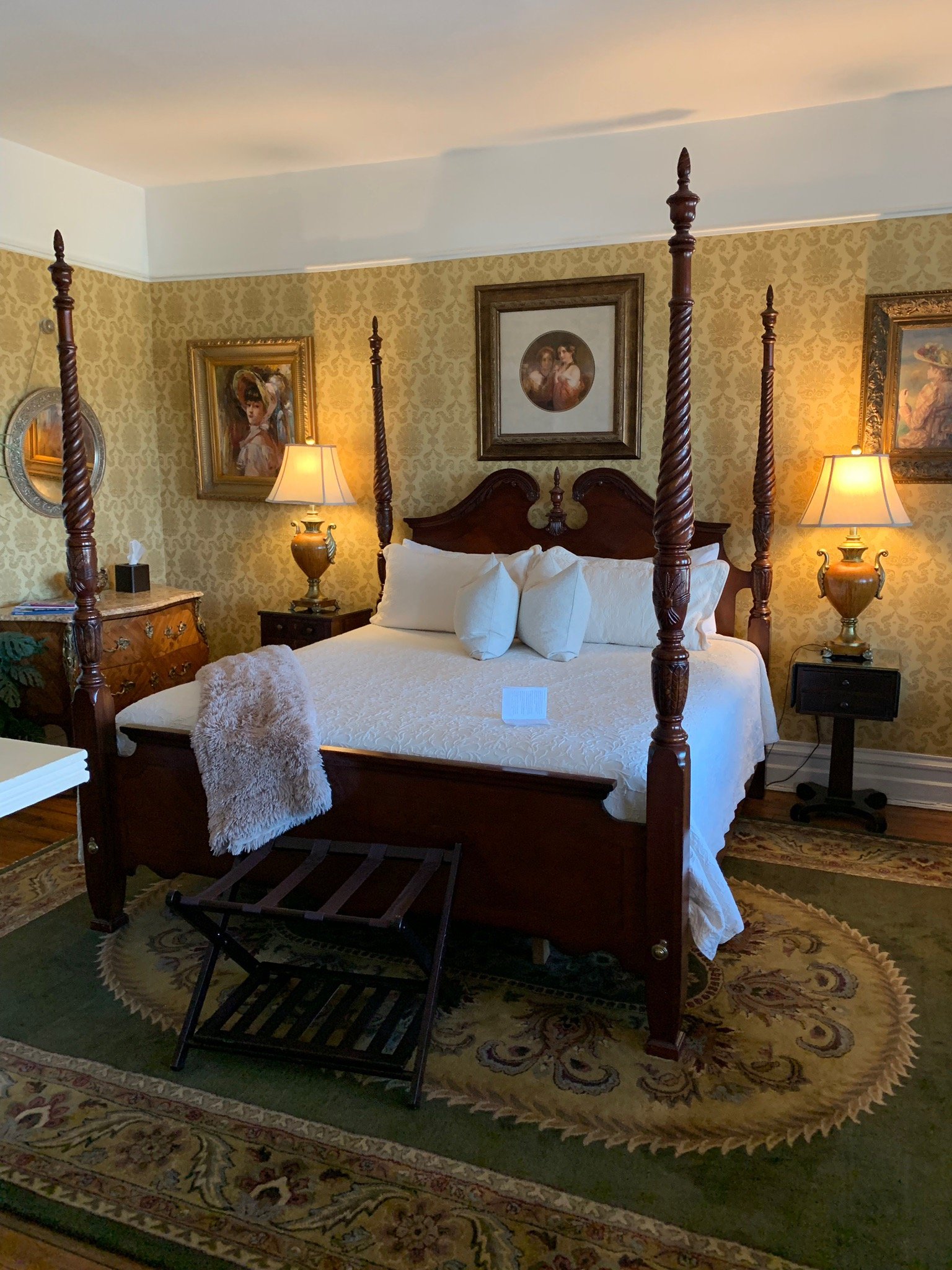 BILTMORE VILLAGE INN BED & BREAKFAST (Asheville) - B&B Reviews, Photos ...