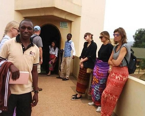 tour places in uganda
