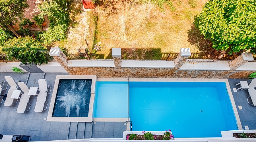 pool view