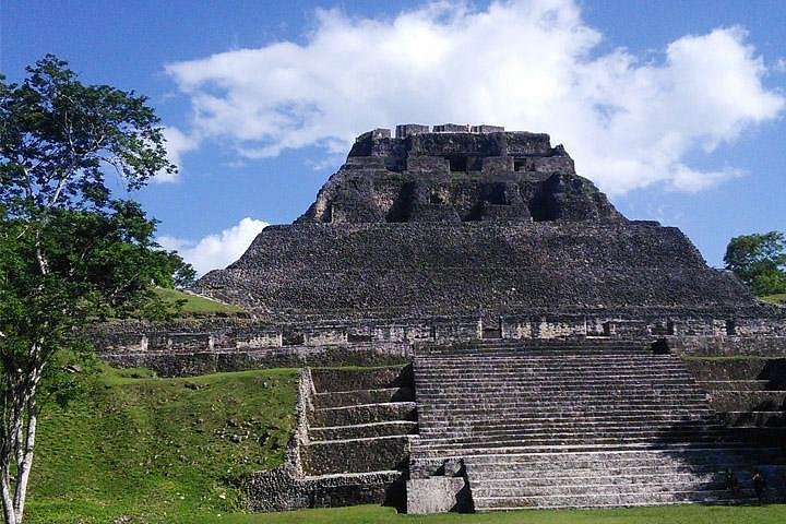 Vintage Jaguars Feel the Mystery of the Maya World Belize 