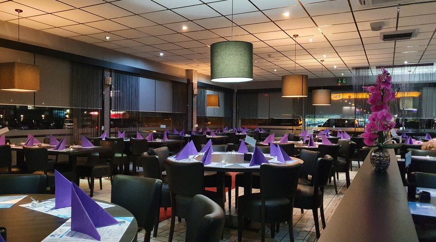 Overzicht van het restaurant