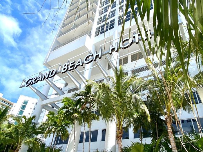 Grand Beach Hotel Miami Beach Private Beach: Pictures & Reviews ...