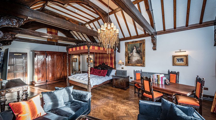 Bridal Suite - Haddon Hall