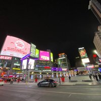 Yonge-Dundas Square (Toronto) - All You Need to Know BEFORE You Go