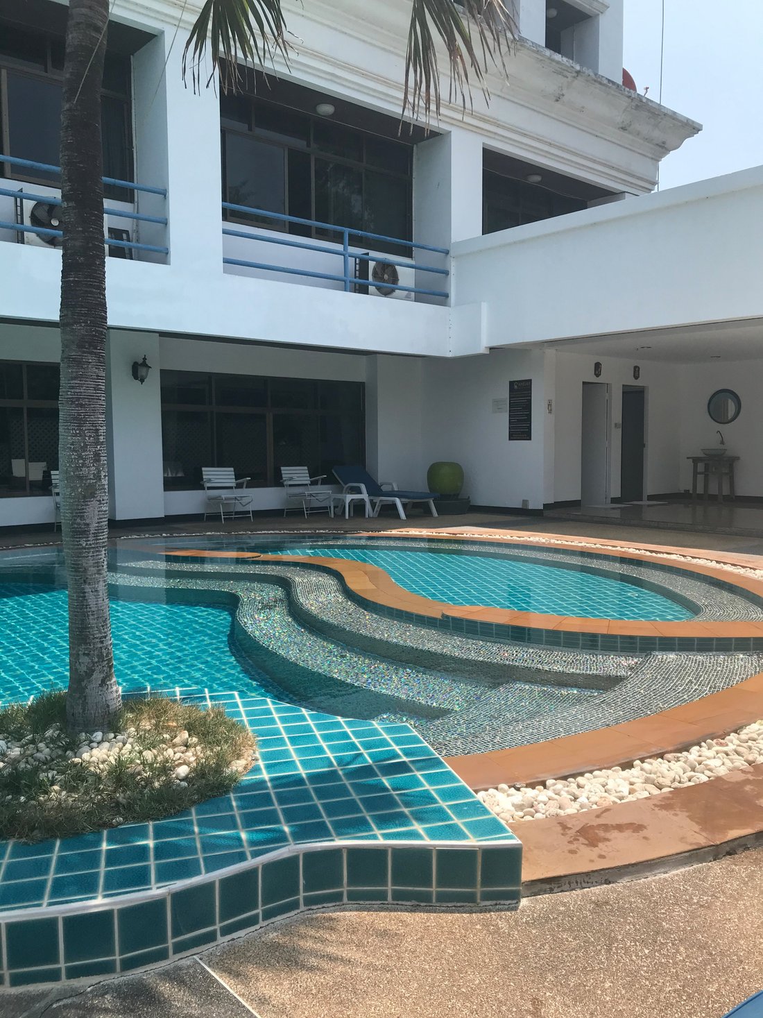 THE CAMELOT HOTEL PATTAYA (Паттайя) - отзывы, фото и сравнение цен -  Tripadvisor