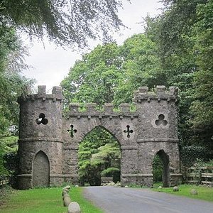 places to visit in newcastle co down
