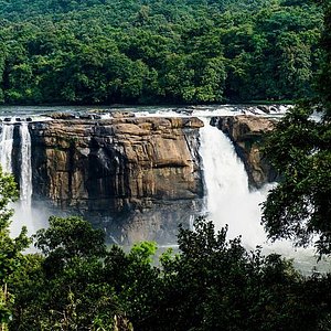 kerala tourism athirapally waterfalls