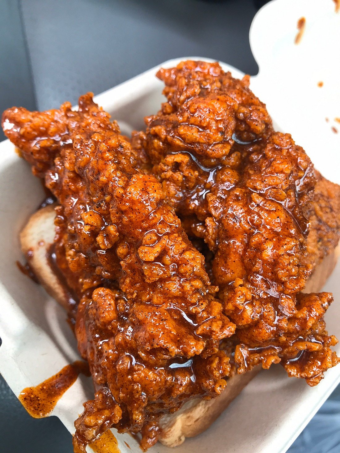 ROYALS HOT CHICKEN, Louisville - Phoenix Hill - Photos & Restaurant Reviews  - Order Online Food Delivery - Tripadvisor