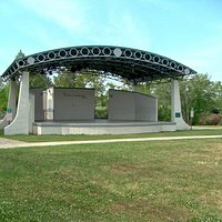 Heritage Park - Ronnie & Gardner Kole Stage