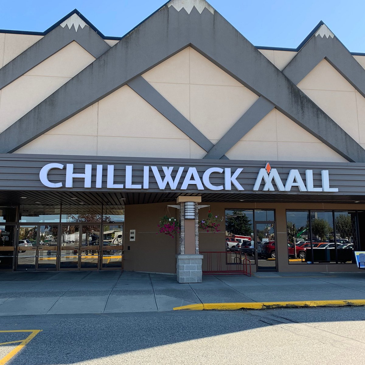 travel agent chilliwack mall