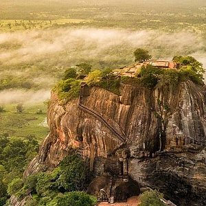 Sigiriya, The Lions Rock - The Jewel in Sri Lanka's Crown — Adventures of  Jellie