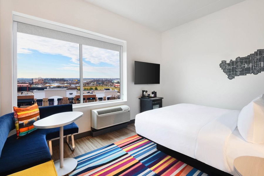 aloft cincinnati west chester updated 2021 prices hotel reviews ohio tripadvisor