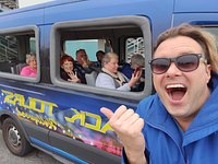 How to Become a Tour Guide - StarTrackTours