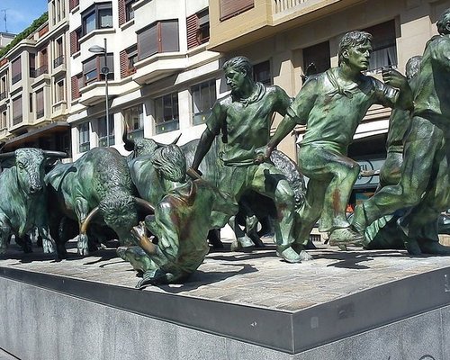 pamplona walking tour
