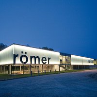 Das kelten römer museum manching in der Abenddämmerung. (Foto: kelten römer museum manching/Michael Heinrich)