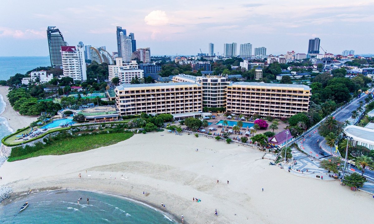 Патая. Дусит Тани Паттайя. Dusit Thani Pattaya 5*. Паттайя Север. Паттайя Северная часть.