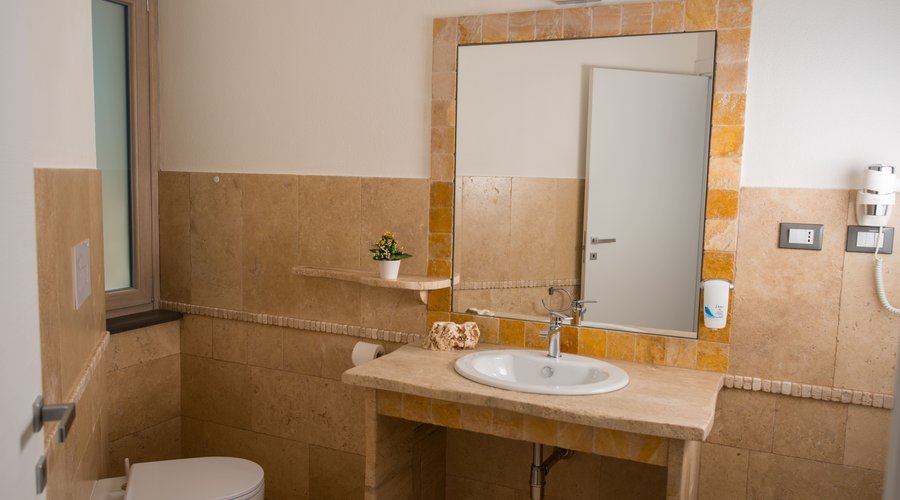 Dettaglio Bagno Camera Superior