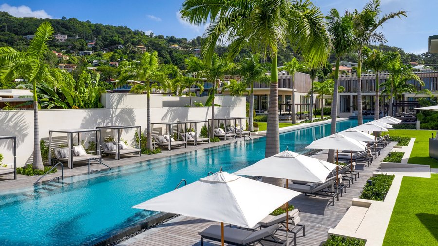 Silversands Main Pool (330 ft.)