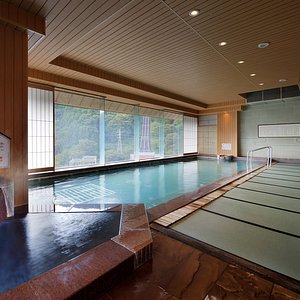 【展望大浴場】萩姫の湯　畳敷き気持ちよい、温泉大浴場です