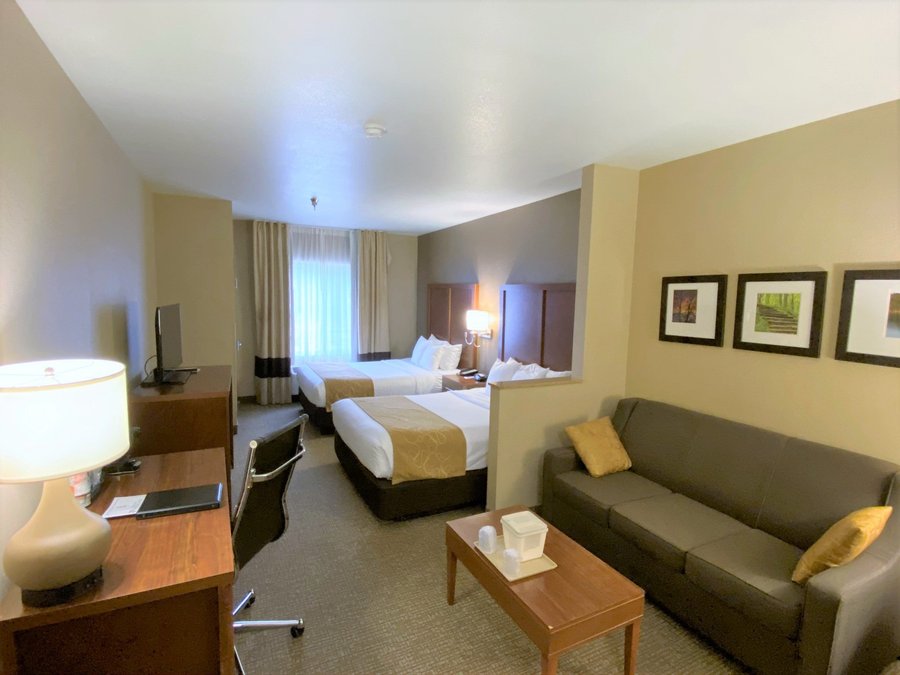 Comfort Suites Coralville 72 8 1 Updated 2020 Prices Hotel Reviews Iowa Tripadvisor