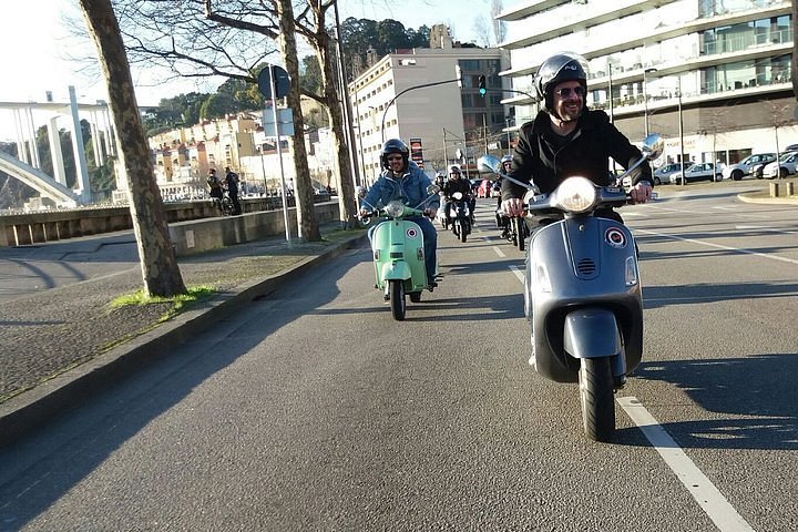 Tripadvisor | Alquiler de scooter de 125cc - 24 horas ofrecido por - RENTALS | Oporto,