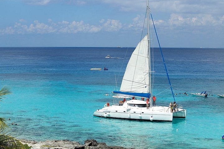 catamaran sunset cruise cozumel