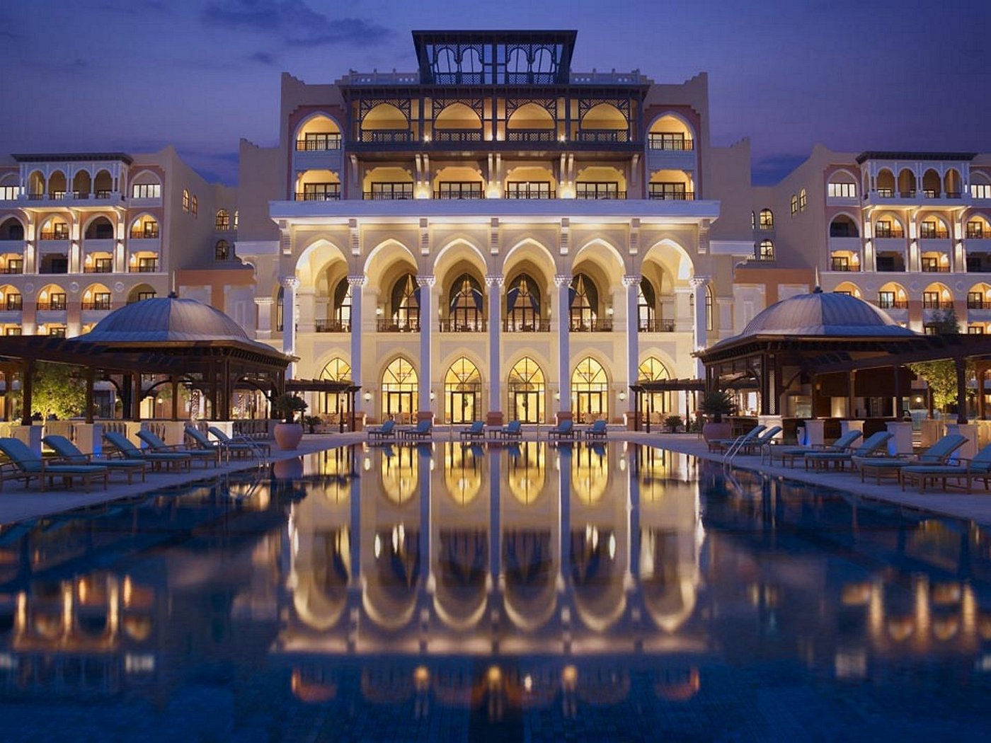 Очень красивые отели. Шангри ла Абу Даби. Шангри ла отель. Абу Даби отели. Shangri-la Hotel Qaryat al beri 5*.