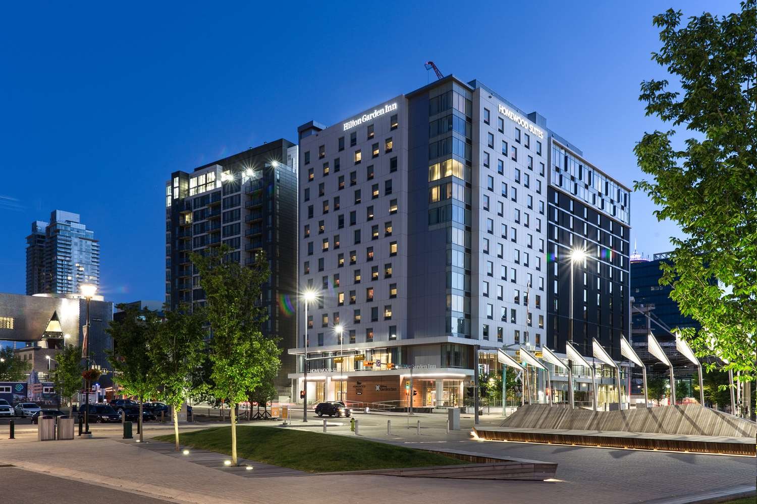 HOMEWOOD SUITES BY HILTON CALGARY DOWNTOWN Updated 2021 Prices Hotel   Exterior 