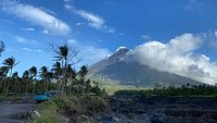 Mt. Mayon Beautiful & Dangerous #short - CB360