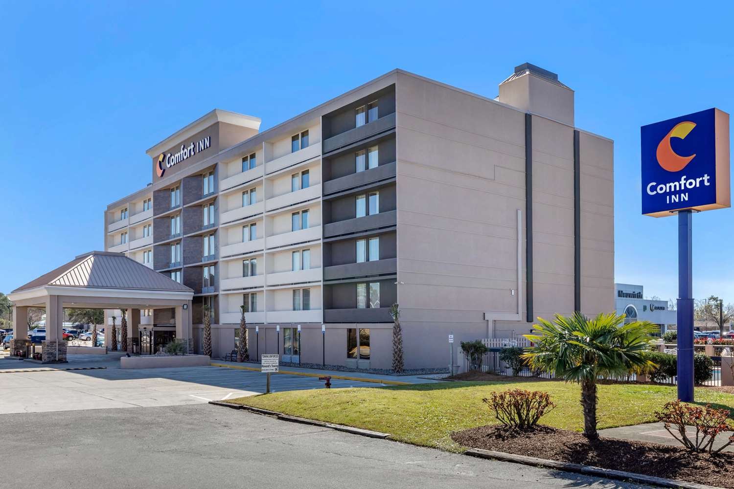 COMFORT INN UNIVERSITY $95 ($̶1̶2̶4̶) - Updated 2021 Prices & Hotel ...