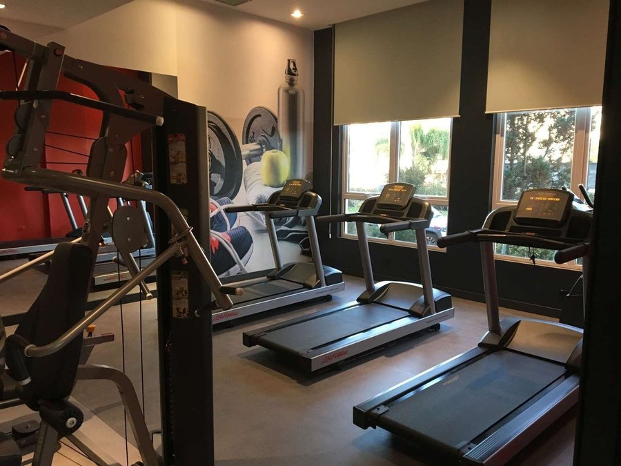 IBIS CAXIAS SUL  24     6  4    Prices Hotel Reviews RS  Brazil
