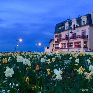Hôtel Outre-Mer - Hôtel Boutique vue sur la mer dans une villa Belle Epoque - Plage de Deauville